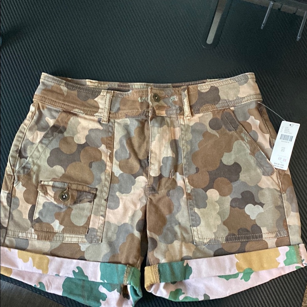 Anthropologie camo shorts